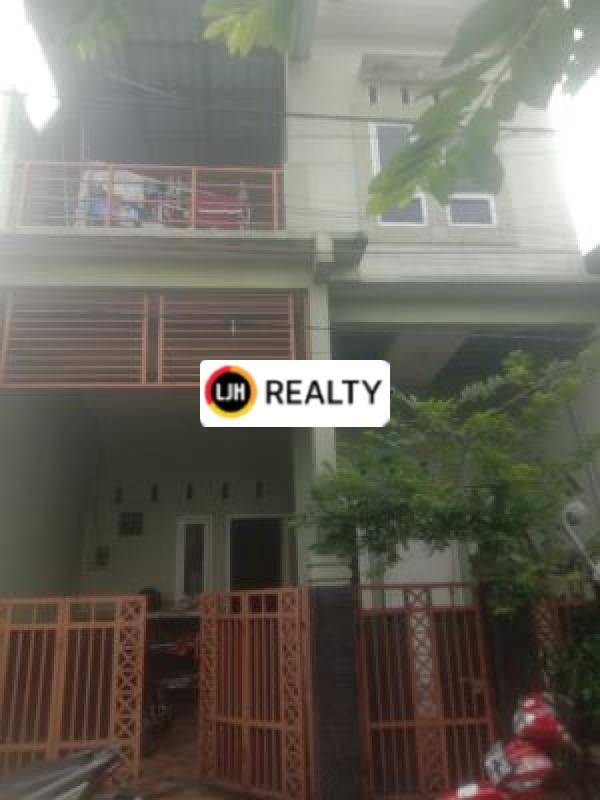 Rumah di Griya Mustikasari