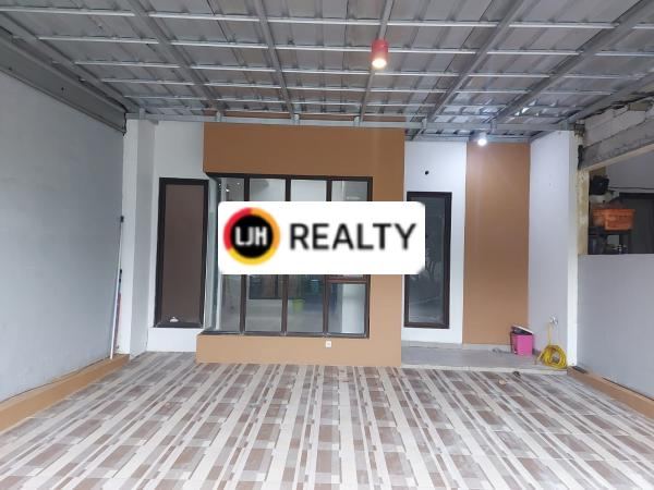 Rumah Dalam Komplek Sudah Renovasi Siap Huni
