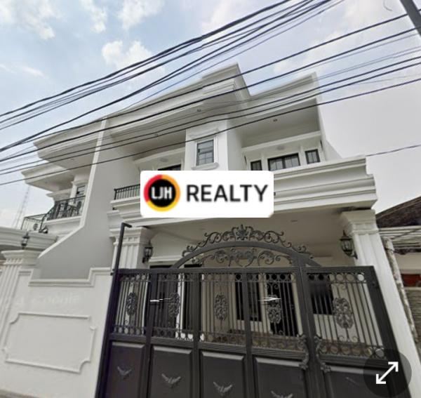 Rumah Baru Classic Model Kavling Hankam Joglo