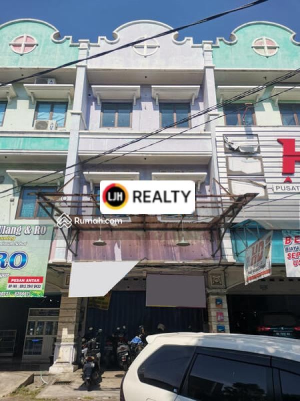Ruko pinggir jalan Solo Baru siap pakai