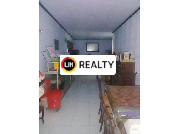 Rumah di Cemara Timur Banyumanik Semarang