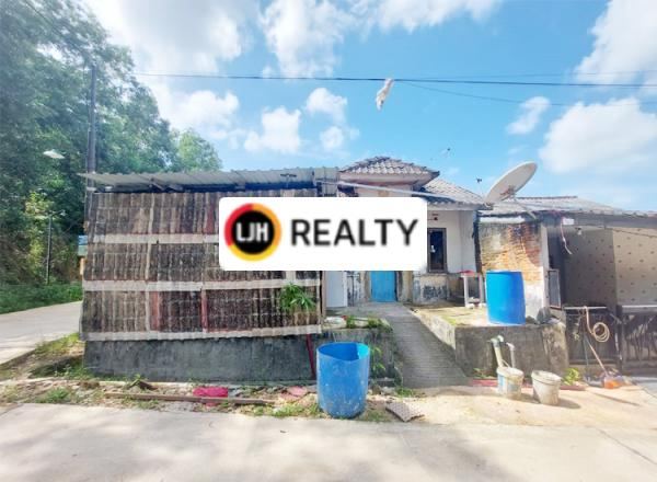 Rumah Hook 1 Lantai Di Perumahan Taman Sari Hijau