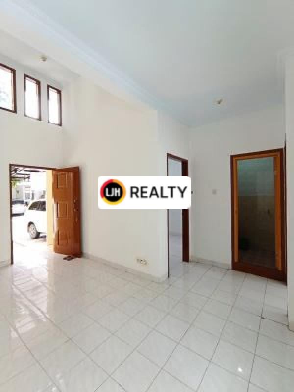 Rumah Dalam Cluster 2 Kamar Hanya 500 M Dari Pintu Tol Tambun, Masjid Besar, Sekolah Ipeka, Al azhar Dan Mall Grand Wisata Bekasi