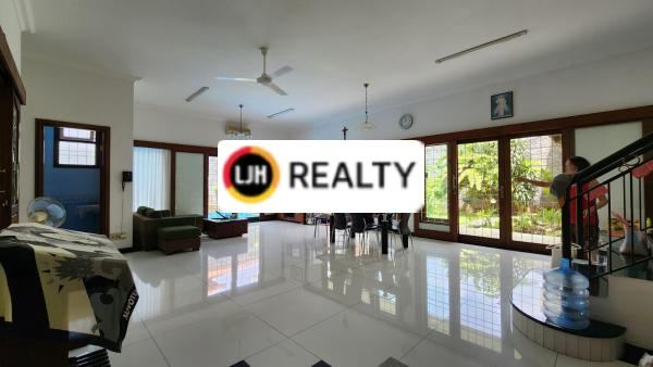 Luxury House With Swimming Pool In Renon Denpasar, Close To Renon Park, Plaza Renon Mall and Sanur