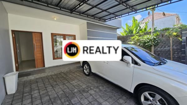 2 Storey House for Sale with a Beautiful Minimalist Design. Only 5 Minutes to Level 21 Mall Bali.