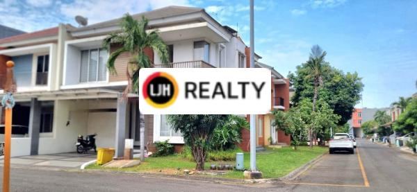 Rumah di Riviera Garden kelapa Gading Jakarta Utara Luas 11x20 M2