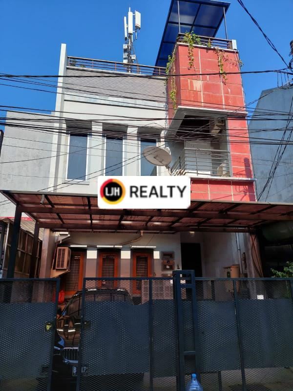 Rumah 3 Lantai Siap Huni di Gading Indah Utara Kelapa Gading Jakarta Utara