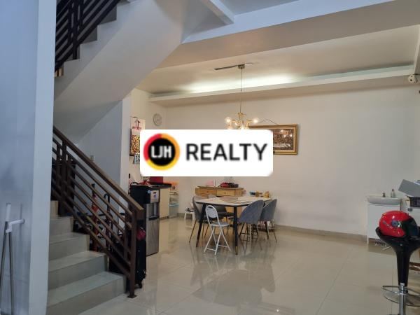 Rumah 2.5 Lantai Bagus dan Nyaman di Tomang Jakarta Barat