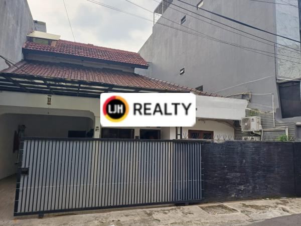 Rumah Siap Huni, Bagus dan Nyaman di Tomang Jakarta Barat