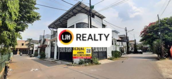 Rumah Hook 2 Lantai, 5 Kamar Tidur Luas 192 M2 Dekat Dengan Tol Jatibening di Taman Buaran Indah