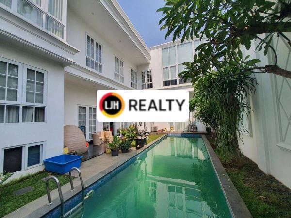 Rumah Mewah Cluster Metro Marina Ancol Jakarta Utara