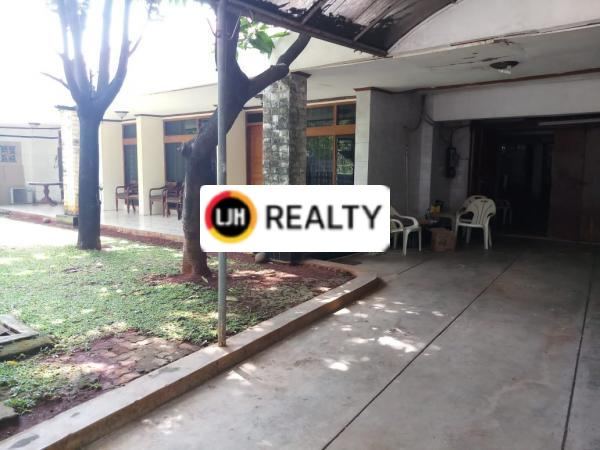 Rumah  strategis di jakarta selatan