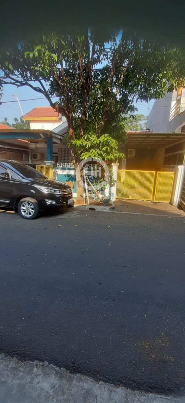 Dijual Rumah 1,5 lantai Bumi Malaka Asri Jaktim