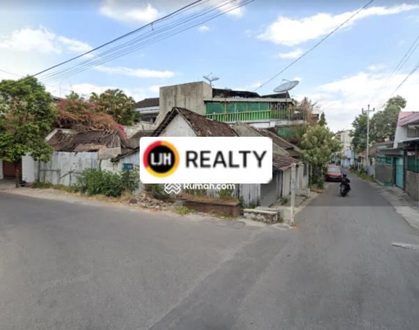 Tanah Tengah Kota Solo Raya 150m dari Urip Sumoharjo