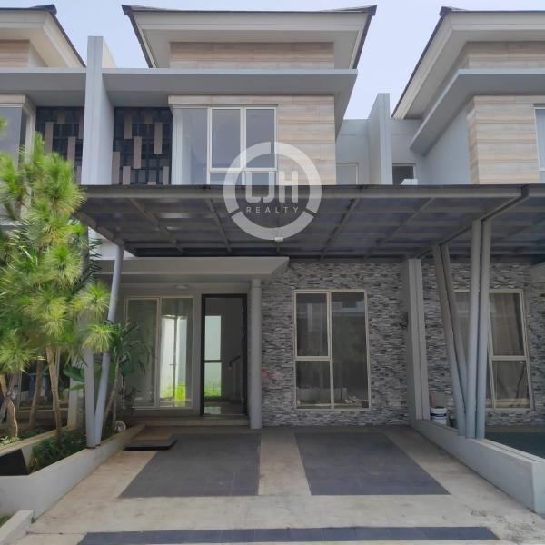 Rumah Brand New 2 Lantai di JGC Jakarta Garden City Cakung 
