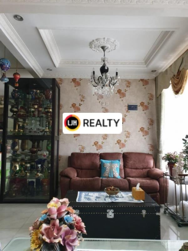 Rumah Jual Cluster Komplek Puri Intan Pegangsaan Dua, Kelapa Gading - Jakarta Utara