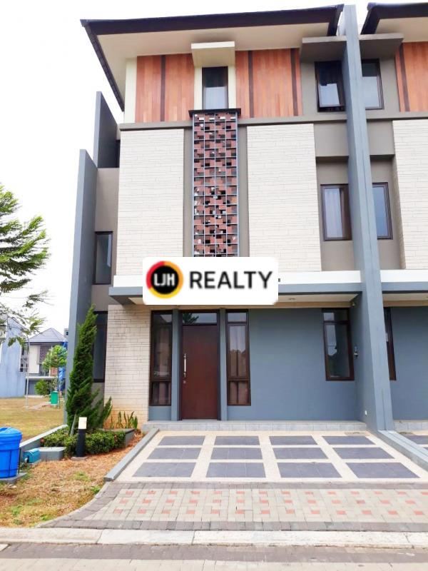 Disewakan Rumah  Regentown BSD City