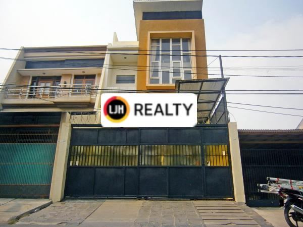 Rumah Kosambi, Cengkareng, 6x20 m², 3 Lt, SHM