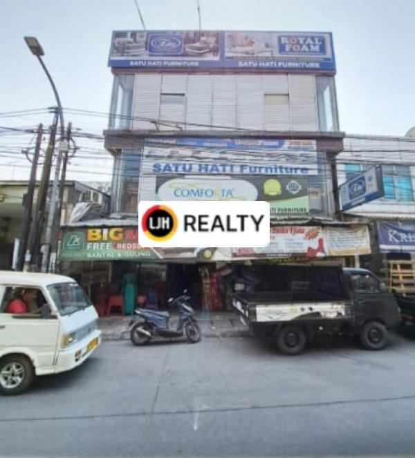 Ruko Gandeng Disewakan Di Ciputat Depan Pasar