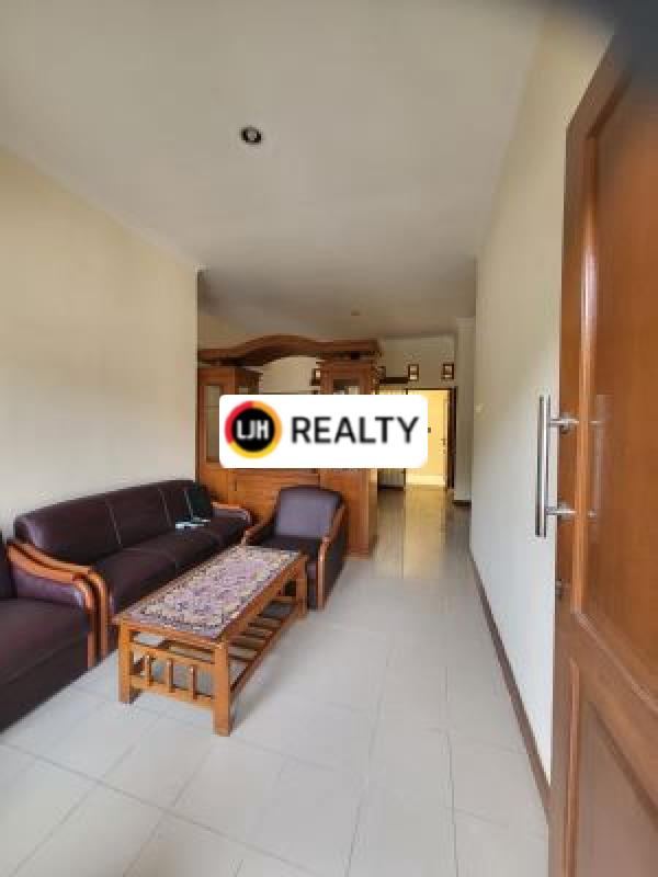 Rumah 1 Lantai Siap Huni 2+1 Kamar Tidur Baru Renovasi Semi Furnished, Antapani Kota Bandung