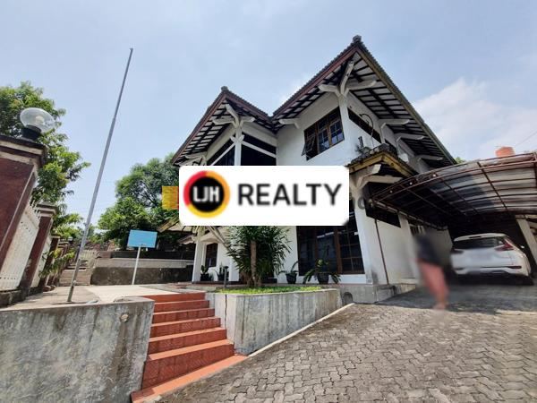 Rumah di Papandayan Semarang