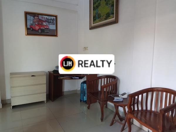 House In Residential Area Ubung, Gatot Subroto Barat, Close To MItra 10, Gosha Kitchen, Dalung and Canggu