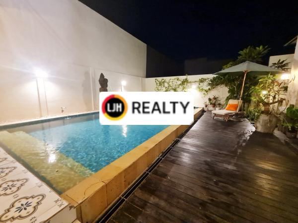 Rumah Mewah Dengan Kolam Renang di Sutera Magnolia Alam Sutera Full Furnished Siap Huni