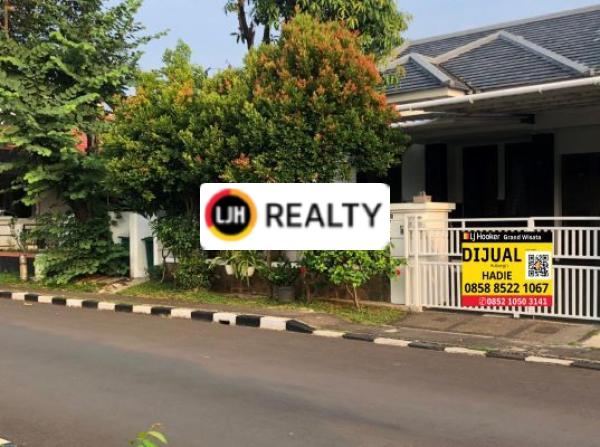 Rumah 1,5 Lantai Kamar 3+1, Luas Tanah 273m2, Semi Furnished, Bisa Kpr, 18 Menit Ke Mall Living World Kota Wisata Cibubur