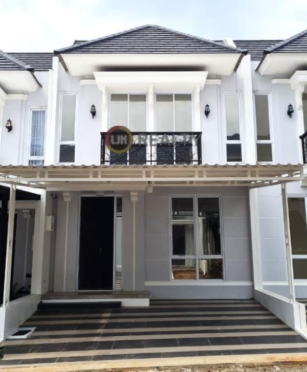 Rumah Sudah Renovasi Dalam Cluster Di  Citra Grand - Cibubur