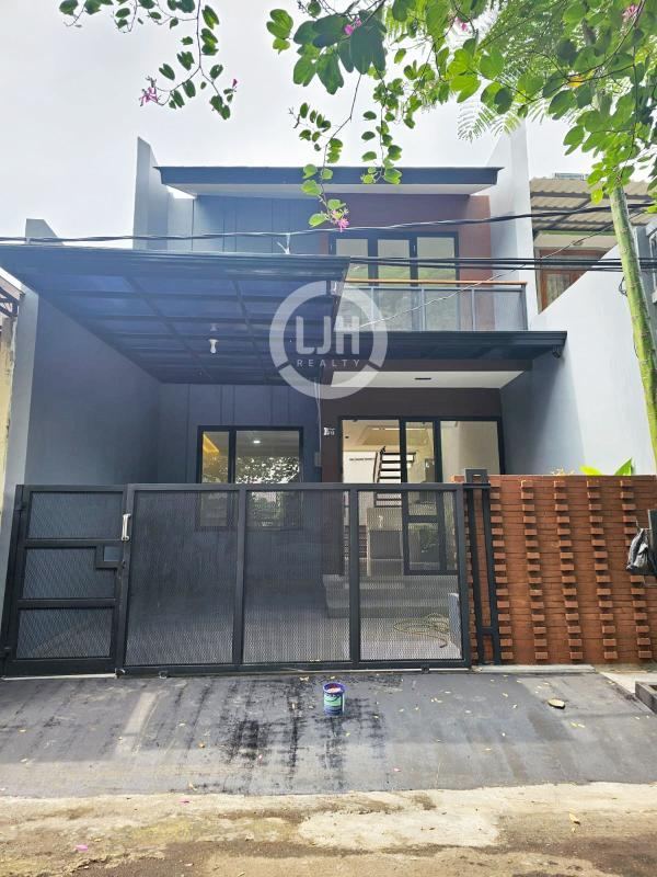 Rumah Baru Kencana Loka Sektor 12,5 BSD City