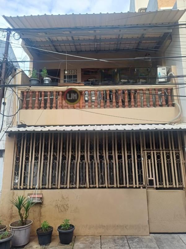 Rumah 2 Lantai Siap Huni, Tomang, Jakarta Barat