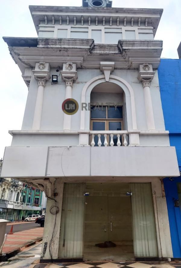 Ruko 2 Lantai Posisi Hook Di Times Square - Cibubur