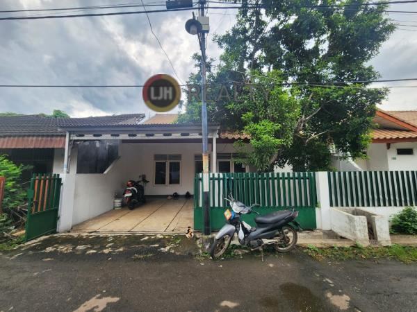 Dijual Rumah Luas Siap Huni di Jatimekar Jatiasih Bekasi 