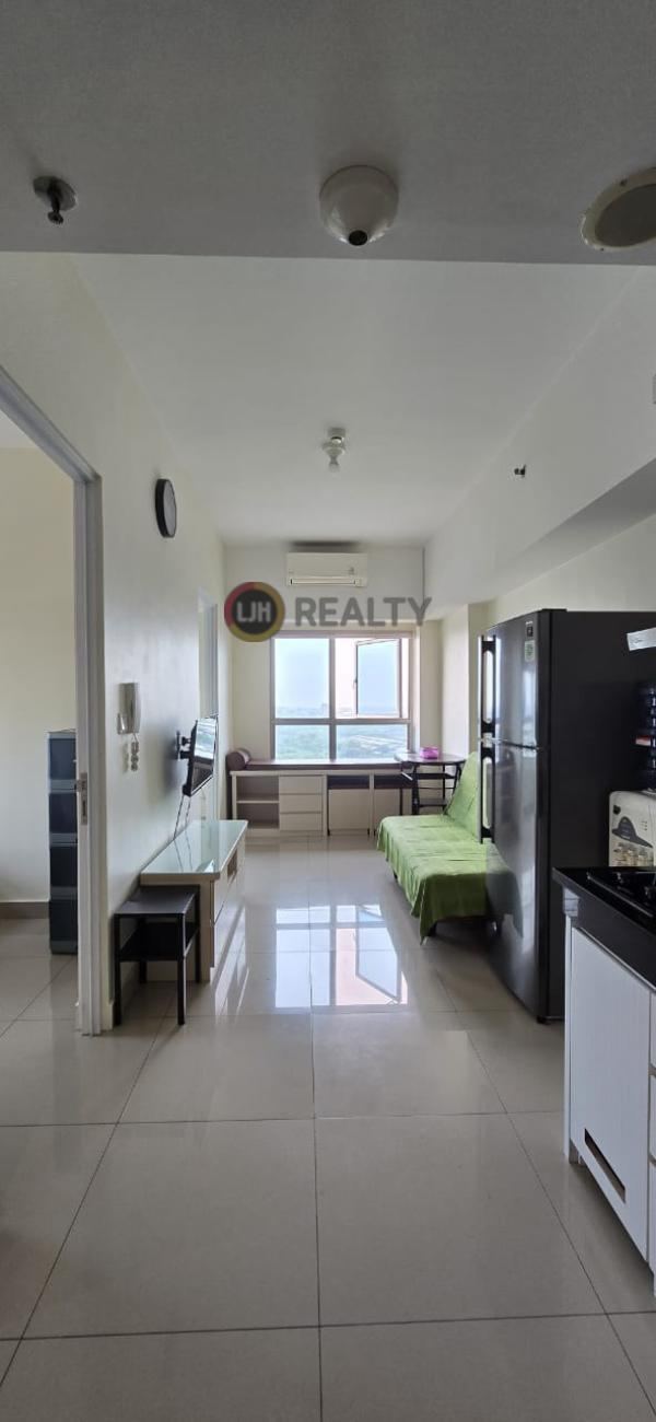 Apartemen Springlake 2BR Tower Freesia Summarecon Bekasi 