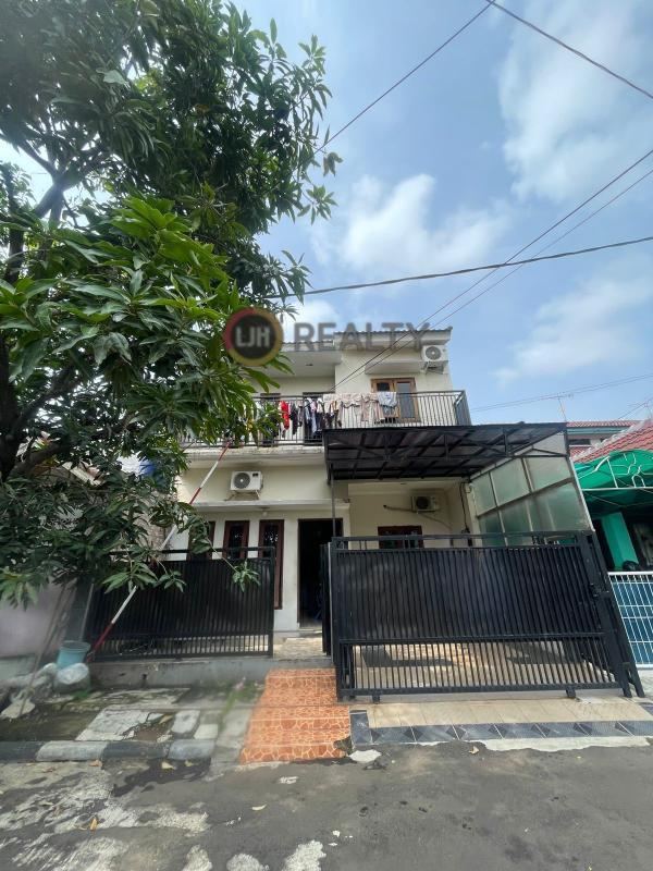 Dijual Rumah 2 Lantai di Prima Harapan Regency Bekasi 
