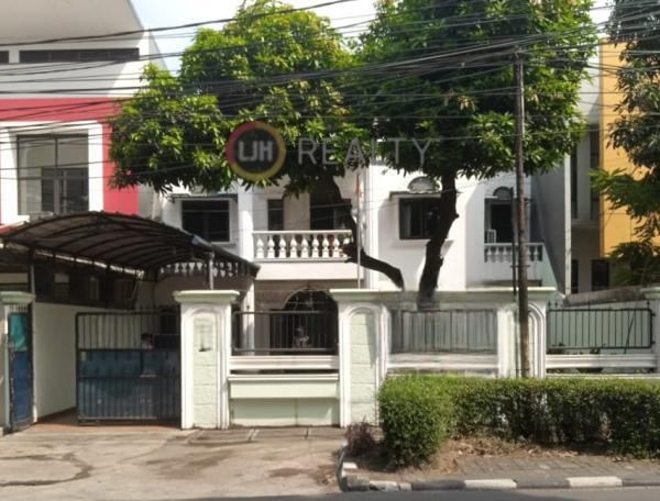 Rumah 2 Lantai Siap Huni Di Jambore Raya - Jakarta Timur