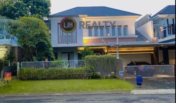 Rumah Minimalis Cantik di Boulevard Kota Wisata Cibubur