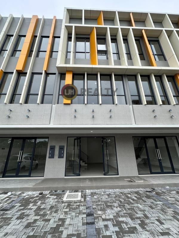 Sewa Ruko The Loop BSD City 3 Lantai Dekat Universitas Prasetya Mulya