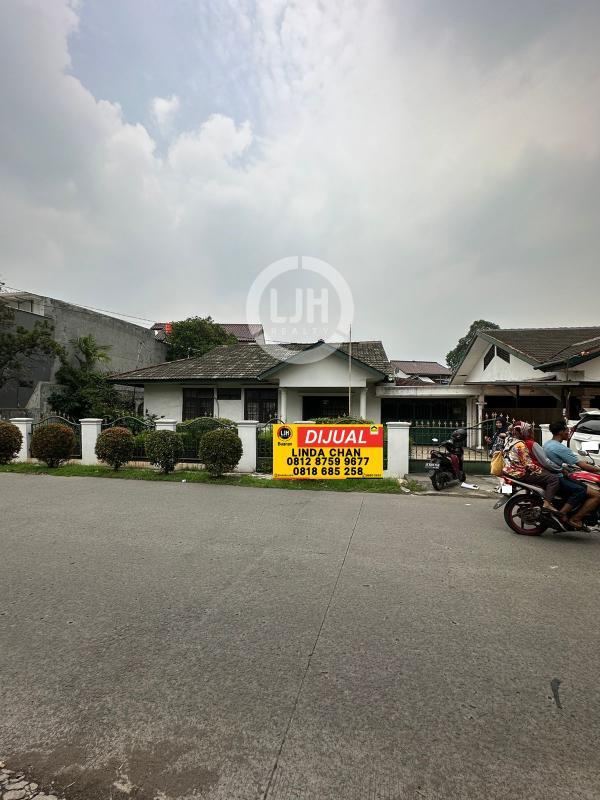 Rumah Luas Akses mudah di Jatiwaringin Bekasi