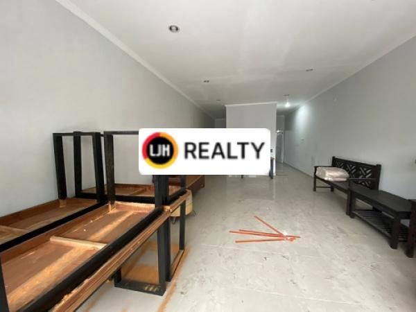 Commercial and Strategic Shophouse with 2 Floors in Sanur. Close to Bali Mandara Regional General Hospital and Mertasari Beach