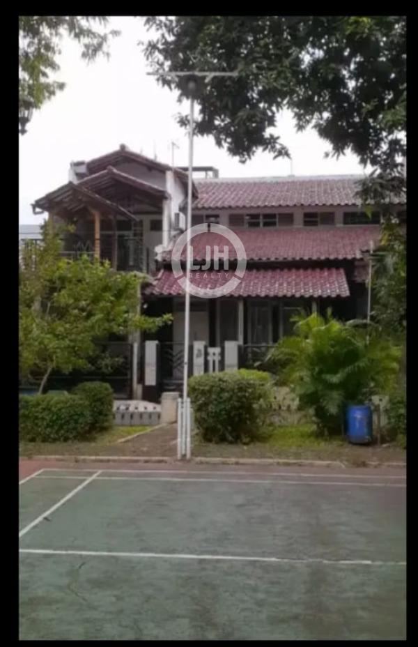 Rumah Nyaman dan Bagus di Taman Malaka Selatan Pondok Kelapa Jaktim