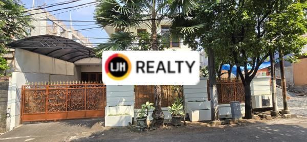 Dijual Rumah Luas di Kramat Jati Jakarta 
