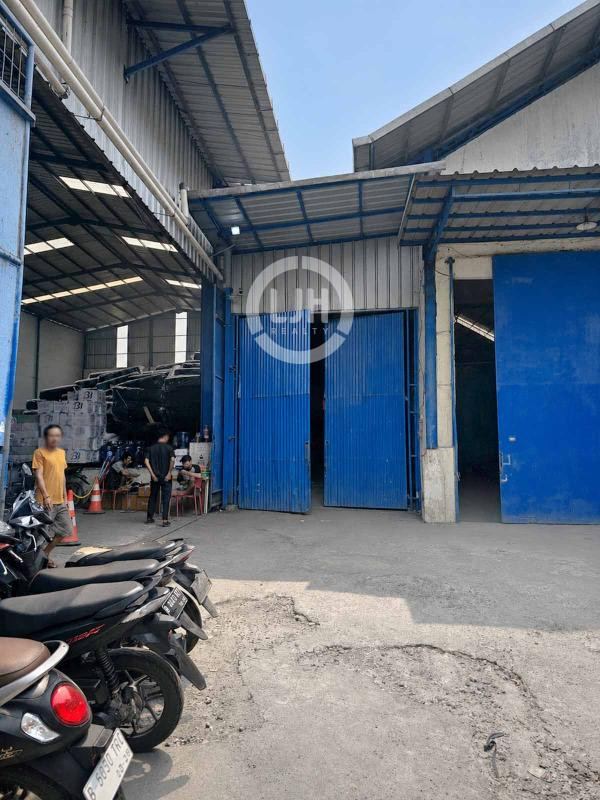 Gudang Daan Mogot di Prima Jaya, Cengkareng, Jakarta Barat, Siap Pakai, LT 180m², Kontainer 40 Feet Masuk