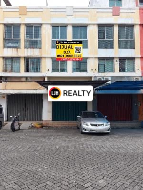  Ruko Cempaka Mas, Baru Renovasi Siap Pakai 3 Lantai Luas 162 m2, Lokasi Strategis dikawasan Bisnis Jakarta Pusat cocok untuk Kantor, Toko, Gudang, hanya 1,4 KM ke Gerbang Tol Cempaka Putih Jakarta