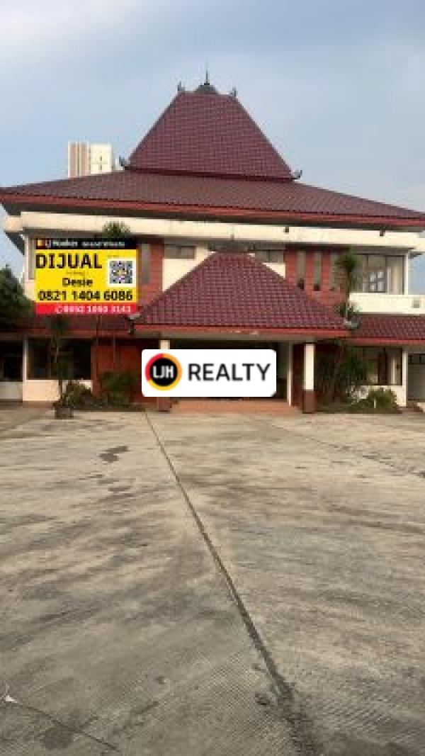 Restoran atau Bangunan Kokoh Terawat Jalan Utama Cikarang 200 Meter Pintu Tol Cikarang