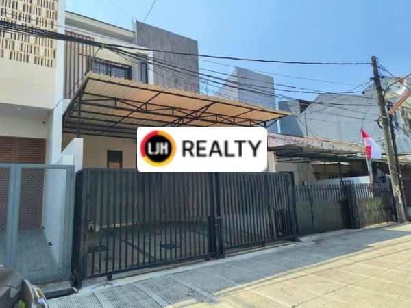 Rumah di Kelapa Lilin kelapa gading Jakarta Utara Hadap Selatan