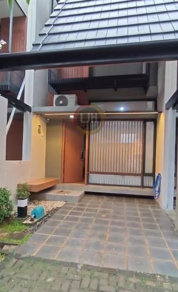 Disewakan Rumah Fleekhauz R BSD City