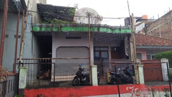 Rumah + Toko, 2 Kamar Tidur, Cocok dijadikan Hunian atau Usaha Kostan, dekat Universitas Widyatama, Kampus ITenas, Universitas Sangga Buana, Cikutra Bandung