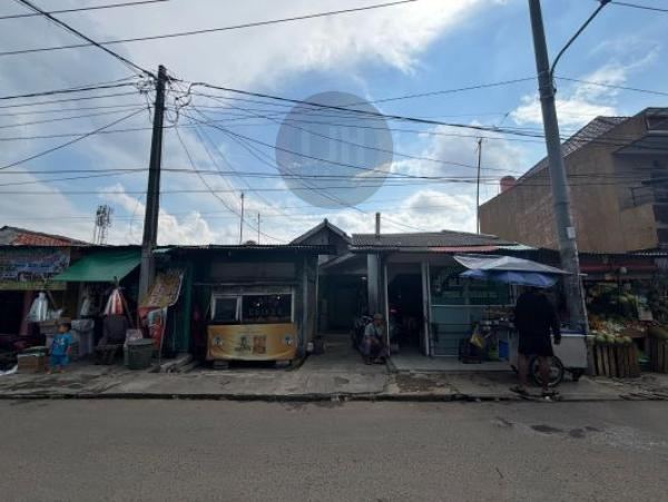 Rumah dan Tempat usaha pinggir jalan pasar tambun Luas 213m2 bisa dijadikan toko , gudang atau kosan Pasar Tambun, Bekasi