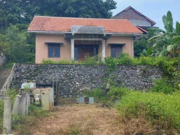Rumah di jalan Borobudur